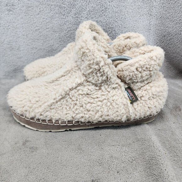 L.L. Bean Shoes - L.L. Bean Shoes Womens Size 10 Cream Cozy Shearling Slippers